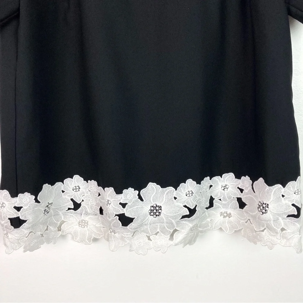 Kate Spade Lace Trim Satin Crepe Top Black and White Size 4